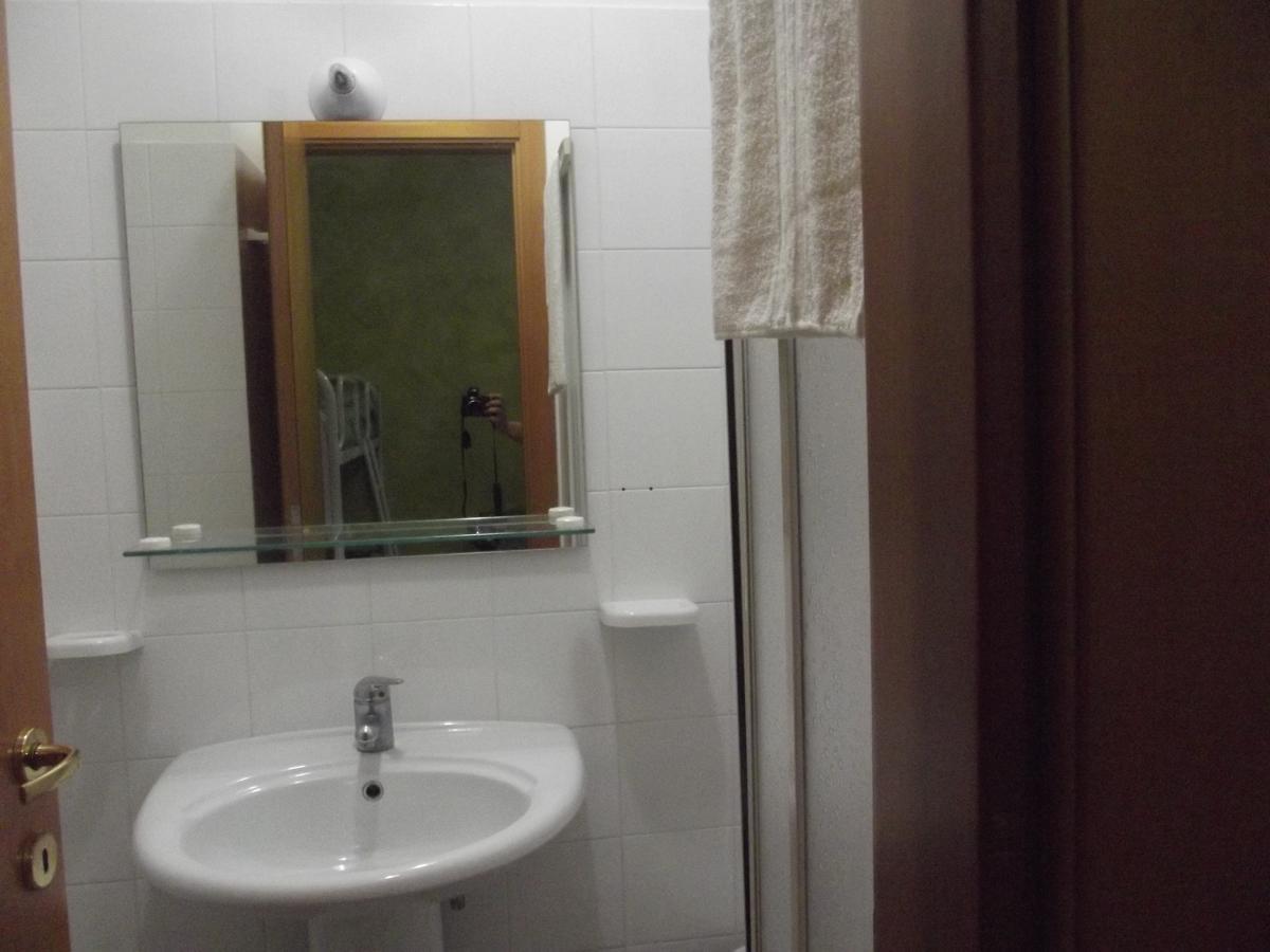 Hotel Sabbia D'Oro ピネート エクステリア 写真
